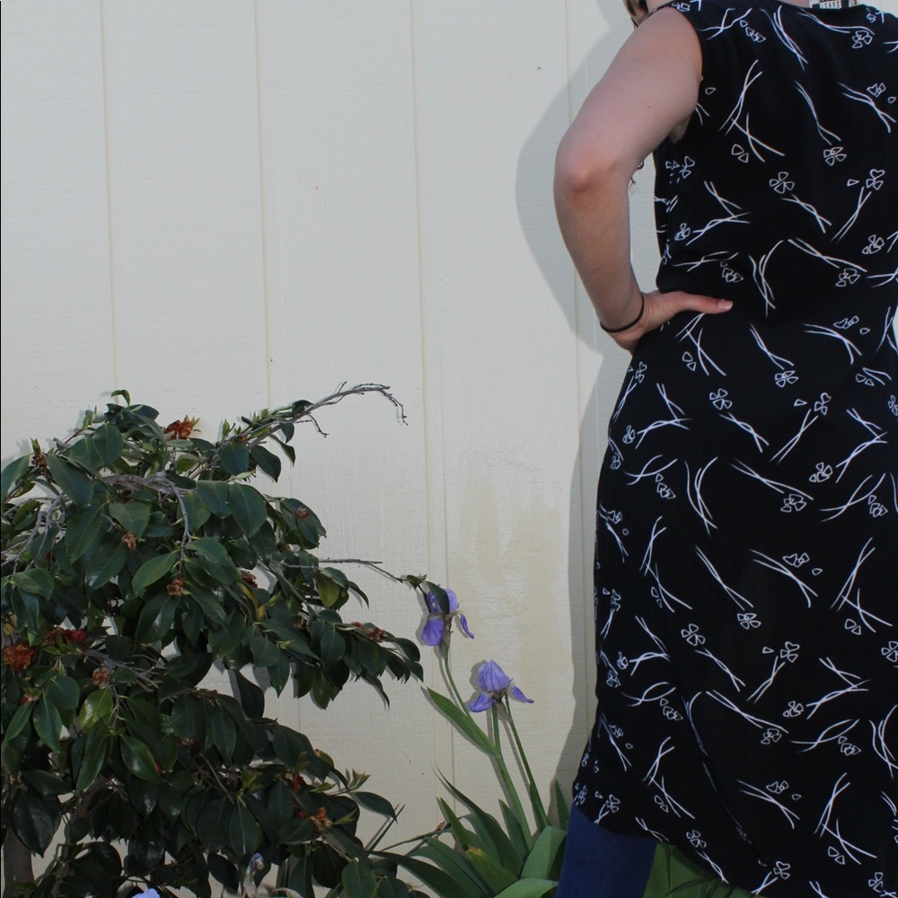 Retro Quasi Moda Black Patterned Button Tunic - image 7